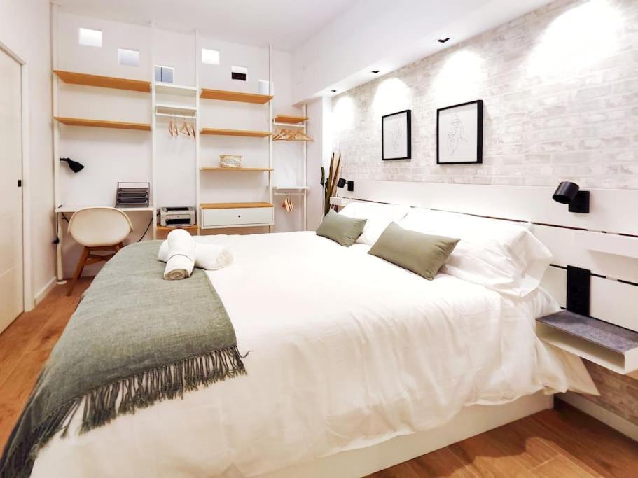 Increible Apartamento De Lujo En Terrassa Esterno foto