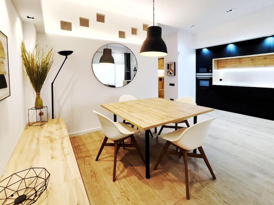 Increible Apartamento De Lujo En Terrassa Esterno foto